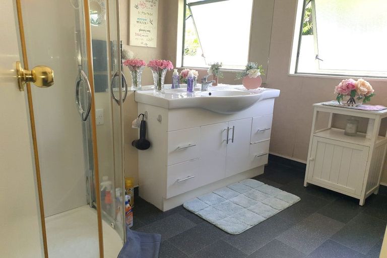 Photo of property in 2/15 Burness Road, Greenmeadows, Napier, 4112