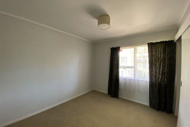 Photo of property in 60 Vintage Drive, Henderson, Auckland, 0612
