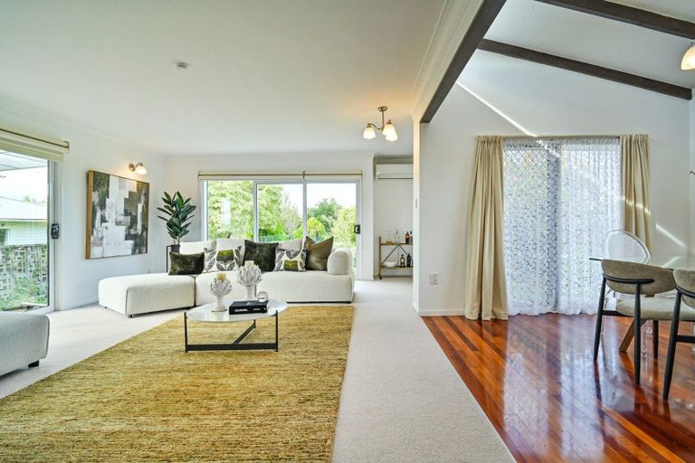 Photo of property in 2 Rakau Street, Havelock North, 4130