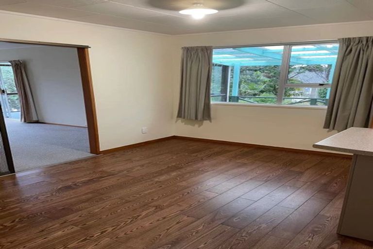 Photo of property in 22 Laser Place, Bayview, Auckland, 0629
