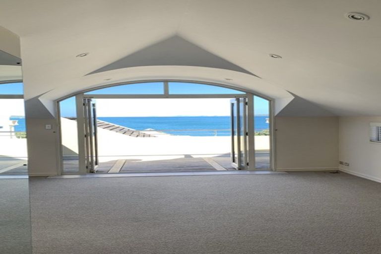 Photo of property in 2/17a William Street, Takapuna, Auckland, 0622