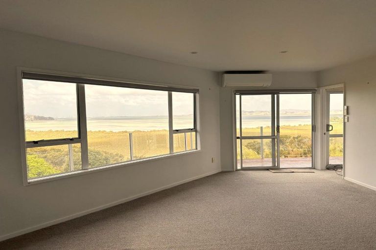 Photo of property in 17 Harbour View Road, Onerahi, Whangarei, 0110