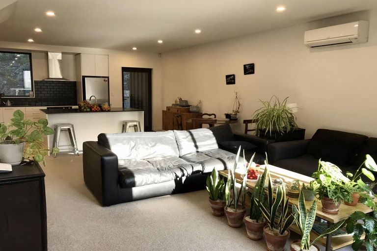 Photo of property in 11 Rua Kai Way, Brooklyn, Wellington, 6021