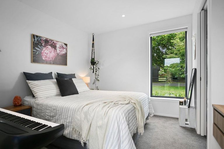 Photo of property in 1/45 Saint Kilda Road, Cambridge, 3434