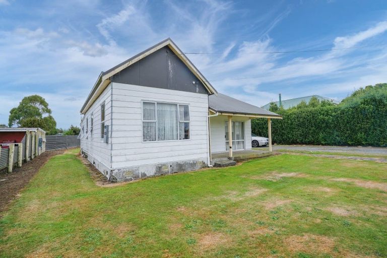 Photo of property in 3 Harbison Street, Otautau, 9610