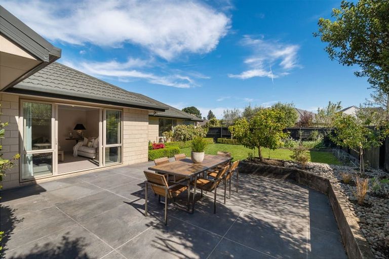 Photo of property in 52 Skyedale Drive, Harewood, Christchurch, 8051