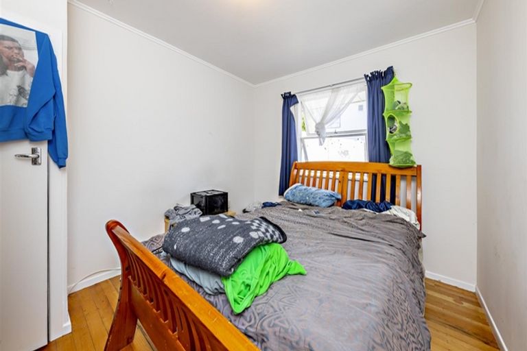 Photo of property in 51 Beaumonts Way, Manurewa, Auckland, 2102