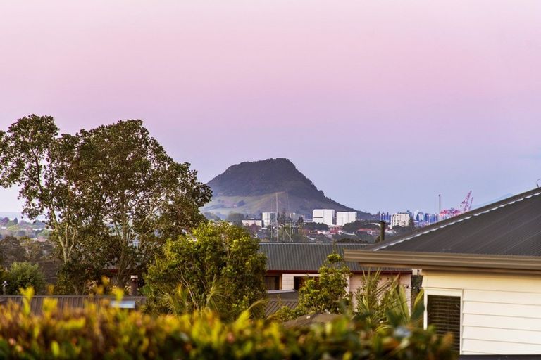 Photo of property in 20 Kaimai View Drive, Ohauiti, Tauranga, 3112