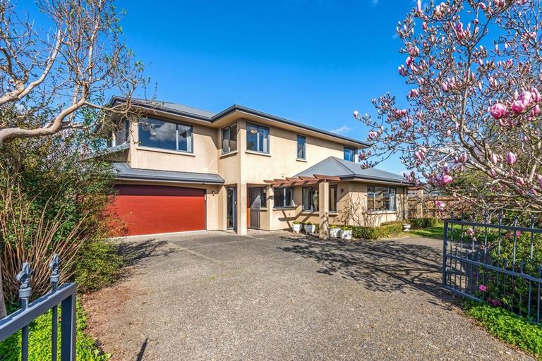 Photo of property in 150 Park Road, West End, Palmerston North, 4410