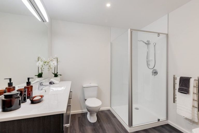 Photo of property in 4 Gardenhill Lane, Redcliffs, Christchurch, 8081