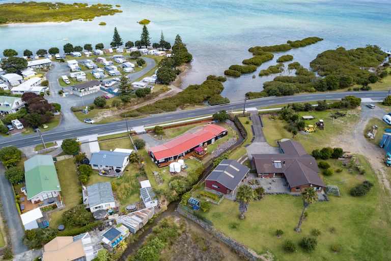 Photo of property in 562 Leigh Road, Whangateau, Warkworth, 0985
