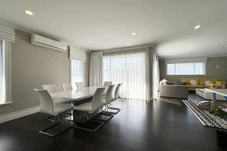 Photo of property in 8 Mural Place, Greenhithe, Auckland, 0632