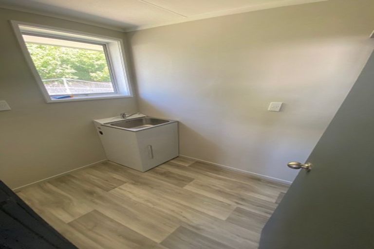 Photo of property in 6 Murdoch Place, Raureka, Hastings, 4120