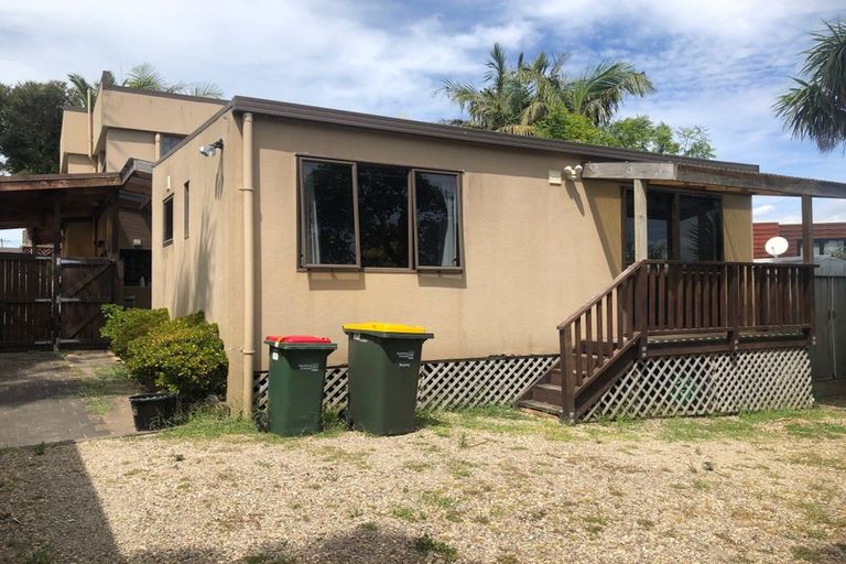 Photo of property in 37a Huka Road, Birkenhead, Auckland, 0626