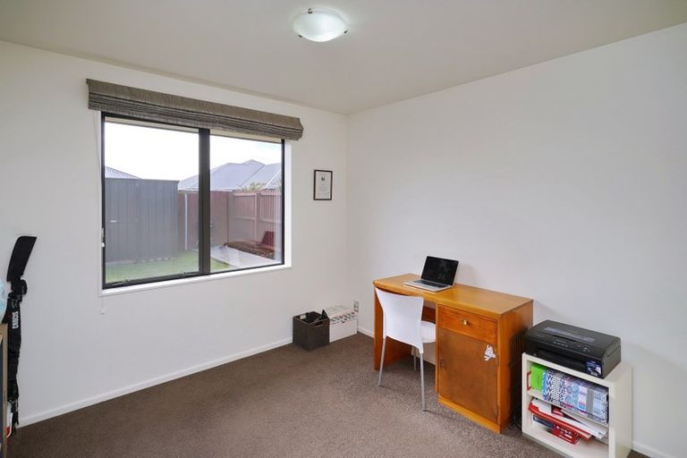 Photo of property in 45 Factory Road, Belfast, Christchurch, 8051