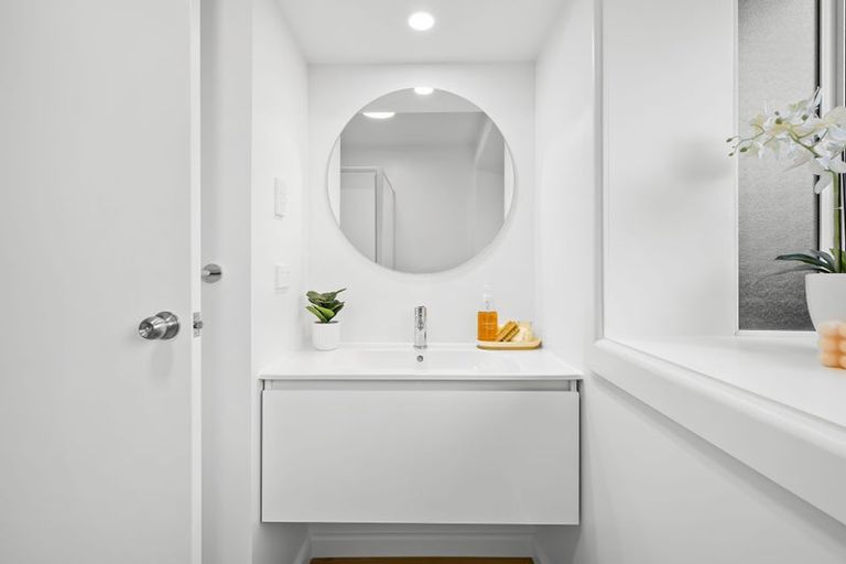 Photo of property in 27 Liverton Crescent, Bishopdale, Christchurch, 8053