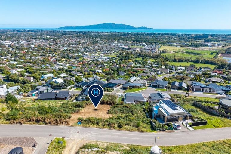 Photo of property in 22 Wilson Way, Waikanae, 5036
