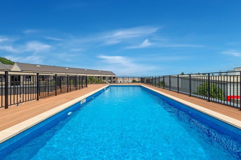 Photo of property in Marina View Apartments, 305/4 Reads Quay, Gisborne, 4010