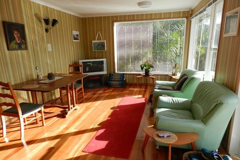 Photo of property in 25 Foster Avenue, Huia, Auckland, 0604