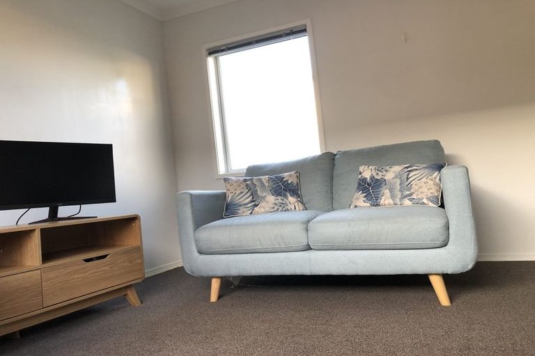 Photo of property in 12/10 Burrows Place, Frankton, Hamilton, 3204