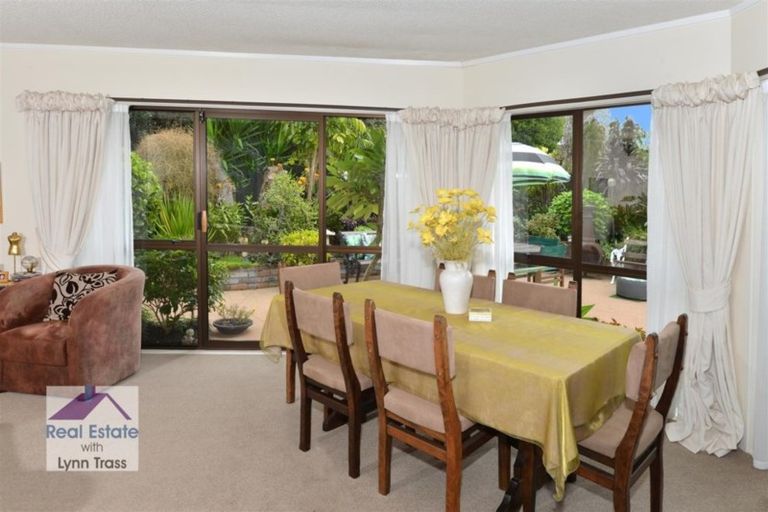 Photo of property in 8a Heron Place, Maunu, Whangarei, 0110