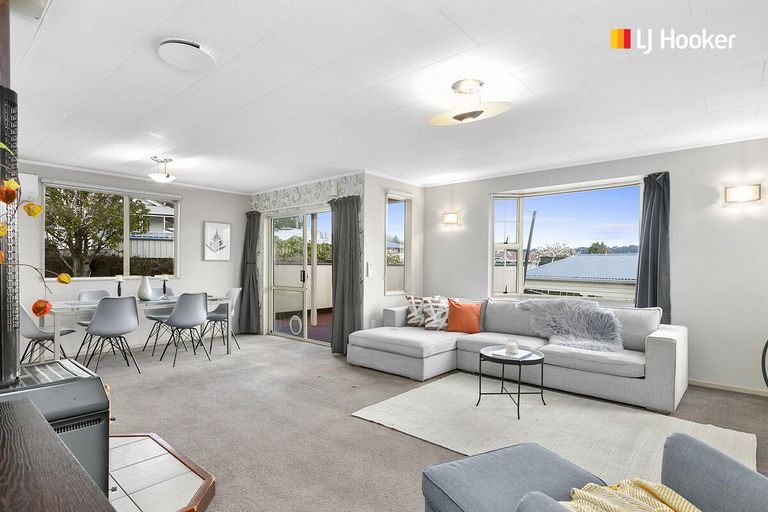 Photo of property in 32 Elwyn Crescent, Green Island, Dunedin, 9018