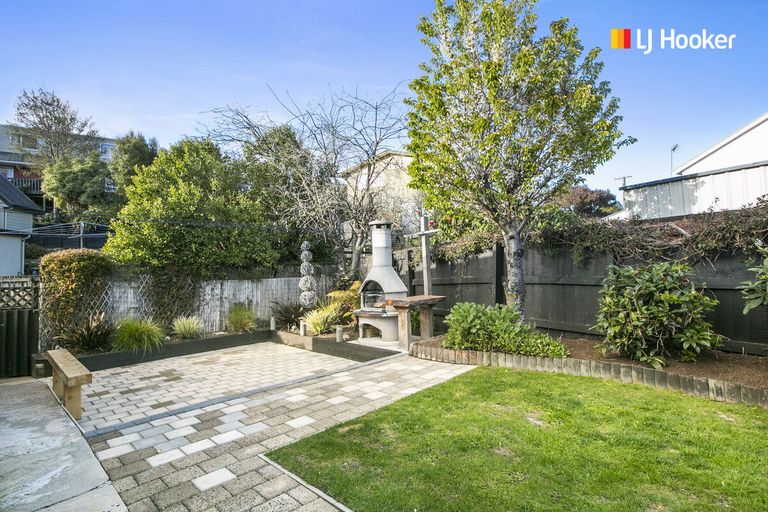 Photo of property in 32 Elwyn Crescent, Green Island, Dunedin, 9018