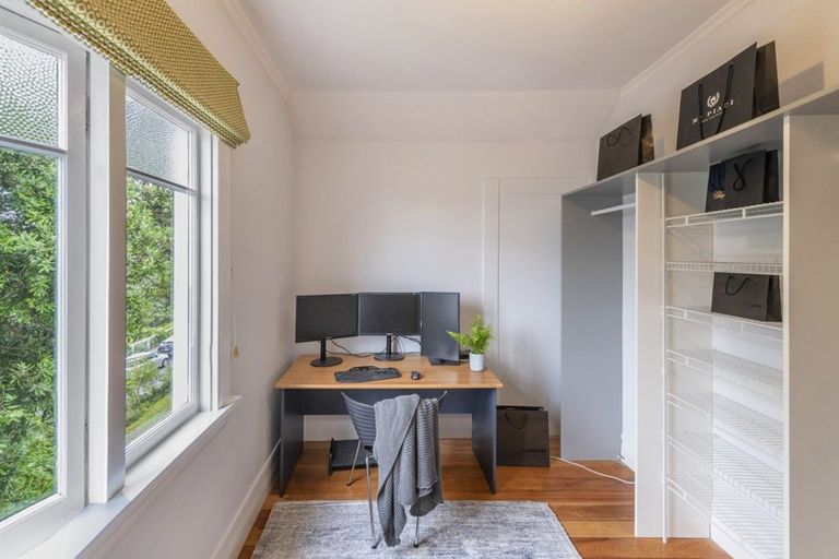 Photo of property in 103 Upland Road, Kelburn, Wellington, 6012