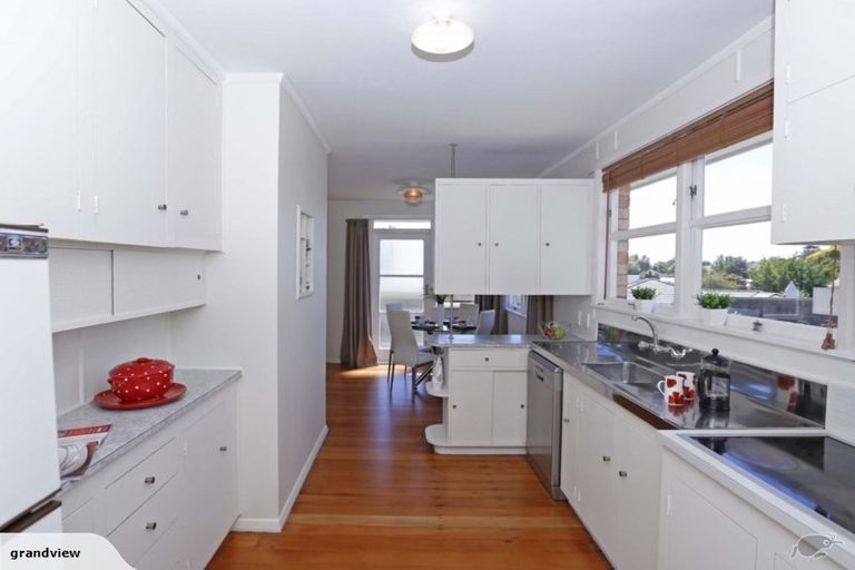 Photo of property in 45 Flynn Road, Hillcrest, Hamilton, 3216