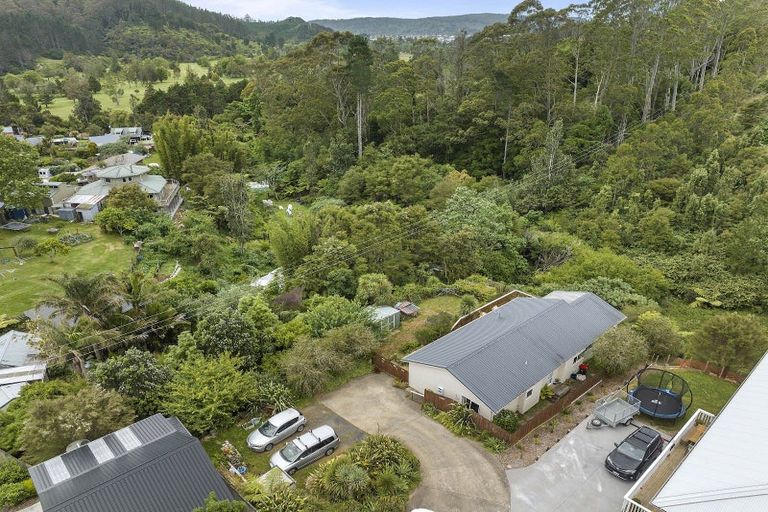 Photo of property in 121 Te Tutu Street, Whangamata, 3691