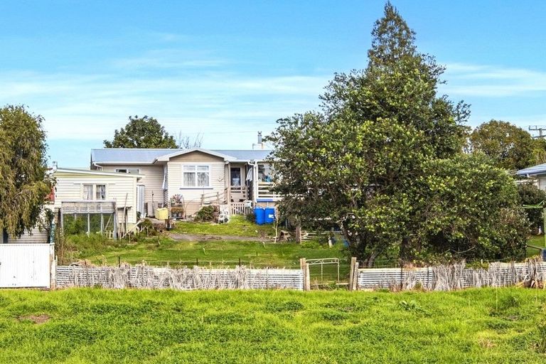 Photo of property in 1 Commins Road, Onerahi, Whangarei, 0110