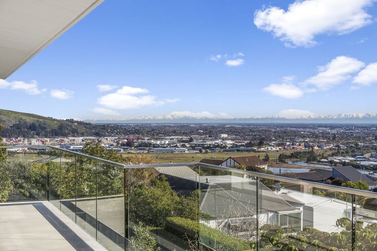 Photo of property in 7 Michael Avenue, Mount Pleasant, Christchurch, 8081