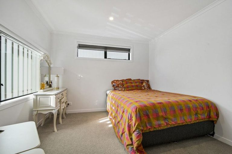 Photo of property in 11 Frank Gill Road, Hobsonville, Auckland, 0616