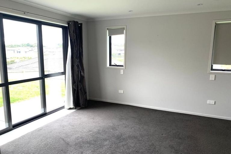 Photo of property in 11 Kilbryde Crescent, Pokeno, 2402