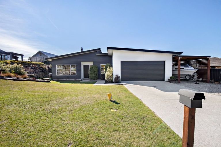 Photo of property in 54 West Meadows Drive, Wanaka, 9305
