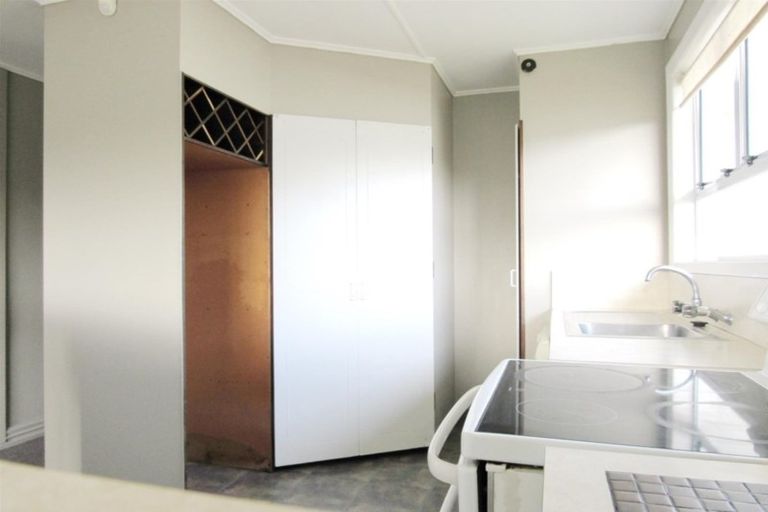 Photo of property in 26 Mcguire Street, Hawera, 4610