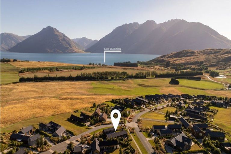 Photo of property in 47 Jacks Point Rise, Jacks Point, Queenstown, 9371