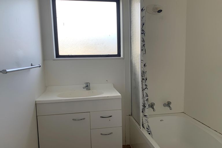 Photo of property in 1/141 Finlayson Avenue, Clendon Park, Auckland, 2103