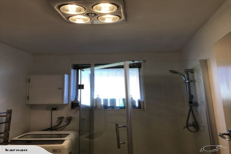 Photo of property in 1/5 Division Street, Riccarton, Christchurch, 8041