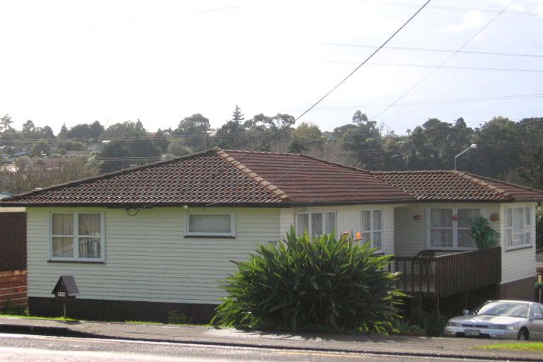Photo of property in 250 Triangle Road, Massey, Auckland, 0614