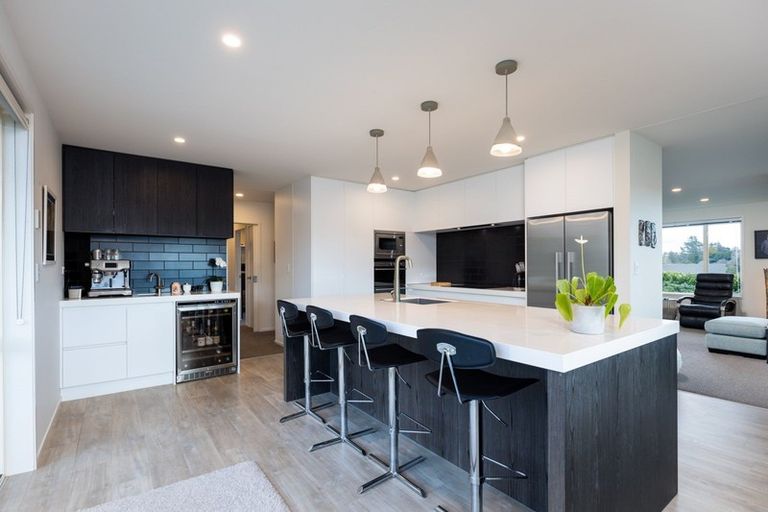 Photo of property in 206b Heta Road, Merrilands, New Plymouth, 4312