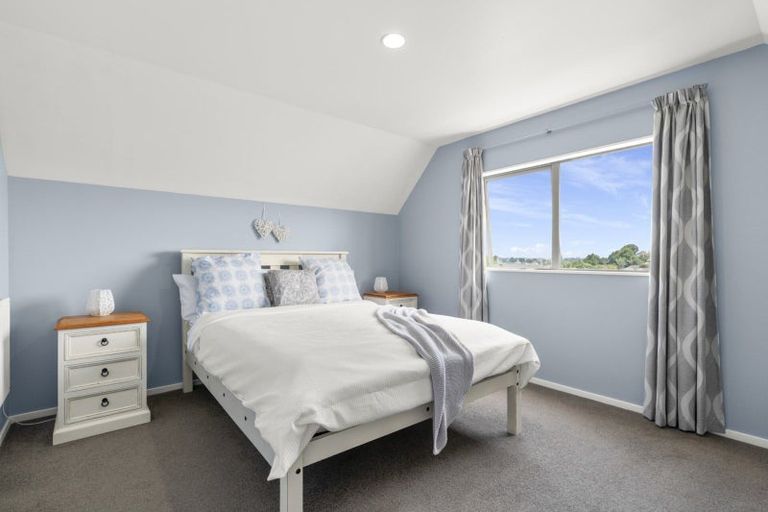 Photo of property in 27 Solander Drive, Welcome Bay, Tauranga, 3112