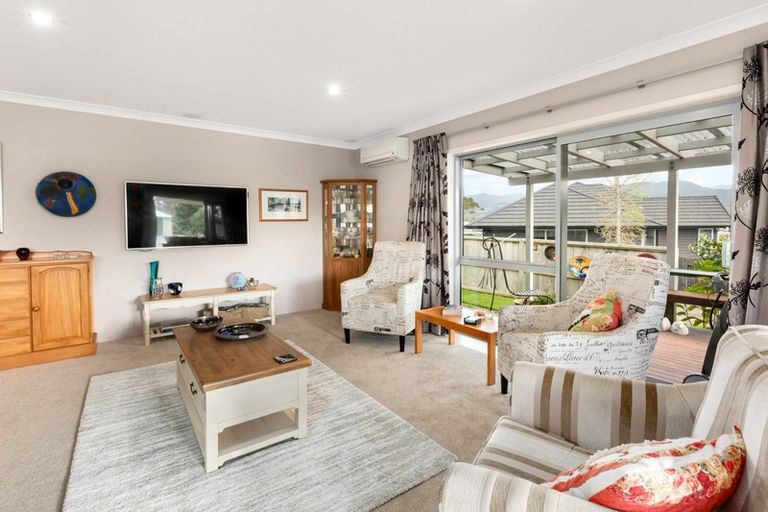 Photo of property in 1 Riverside Place, Katikati, 3129