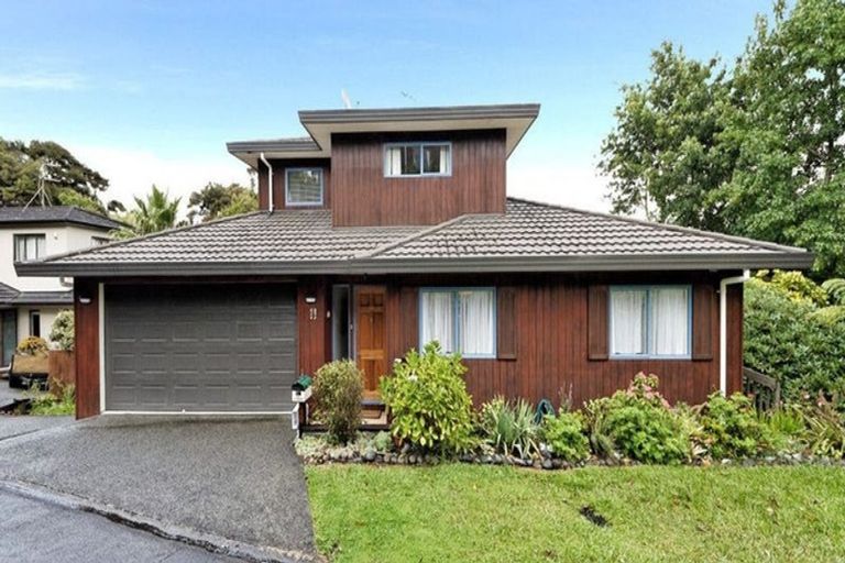 Photo of property in 35 Chamari Close, Titirangi, Auckland, 0604