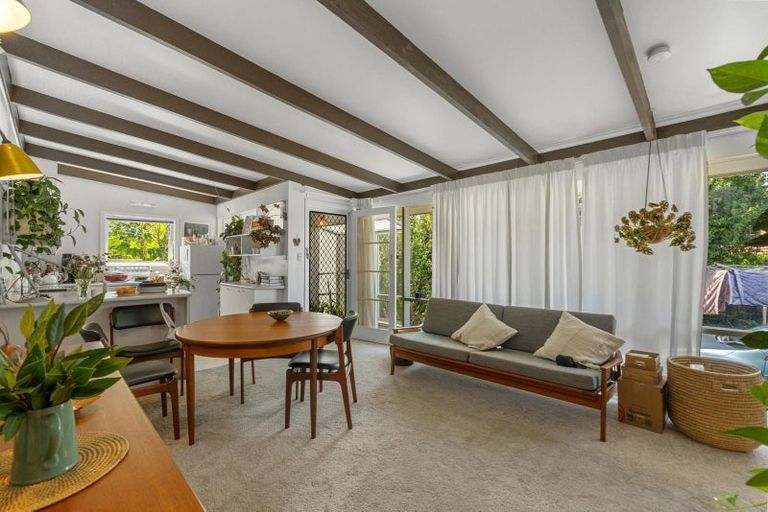 Photo of property in 3/127 Seabrook Avenue, New Lynn, Auckland, 0600