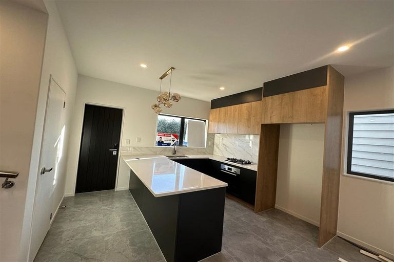 Photo of property in 103b Grove Road, Papakura, 2110