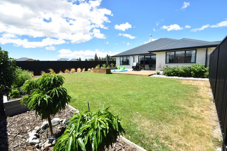 Photo of property in 27 Grandvue Drive, Twizel, 7901