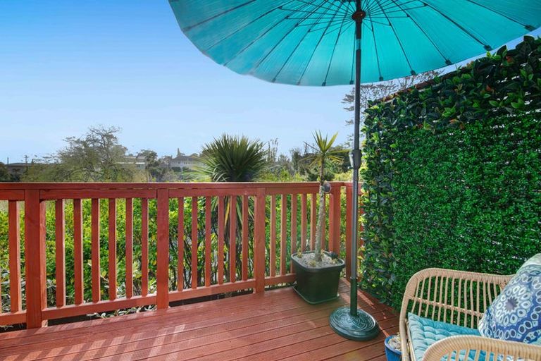 Photo of property in 27a Makiri Street, Helensville, 0800