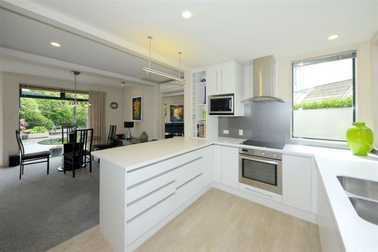 Photo of property in 3/19 Waiwetu Street, Fendalton, Christchurch, 8052