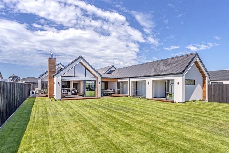 Photo of property in 16 Townson Road, Marshland, Christchurch, 8083